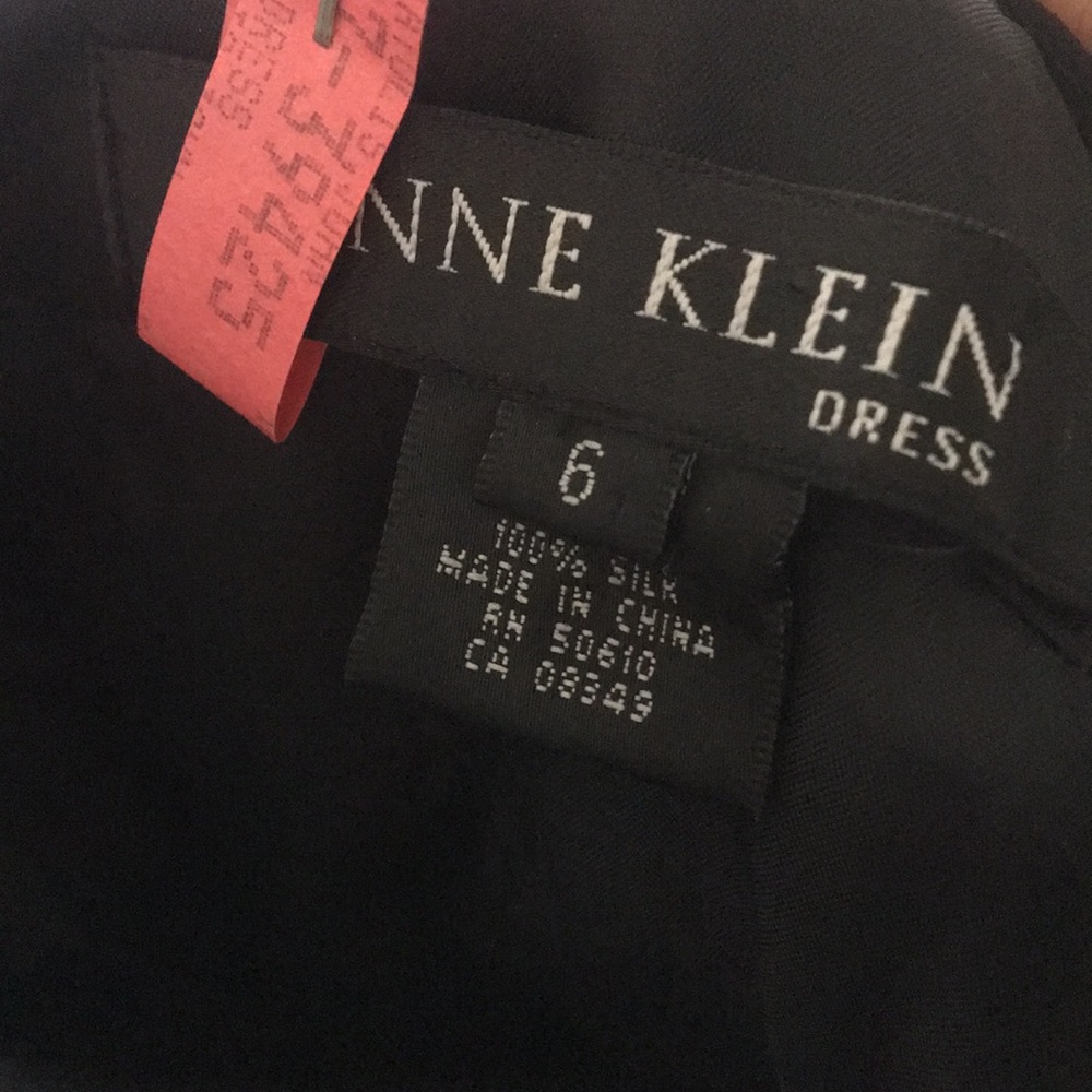 Anne Klein-6-Black Silk dress w/ shawl - Picture 7 of 7